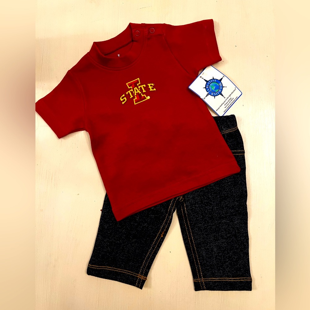 NWT Iowa State Cyclones 2 Piece Outfit 
Size 0-3 Months